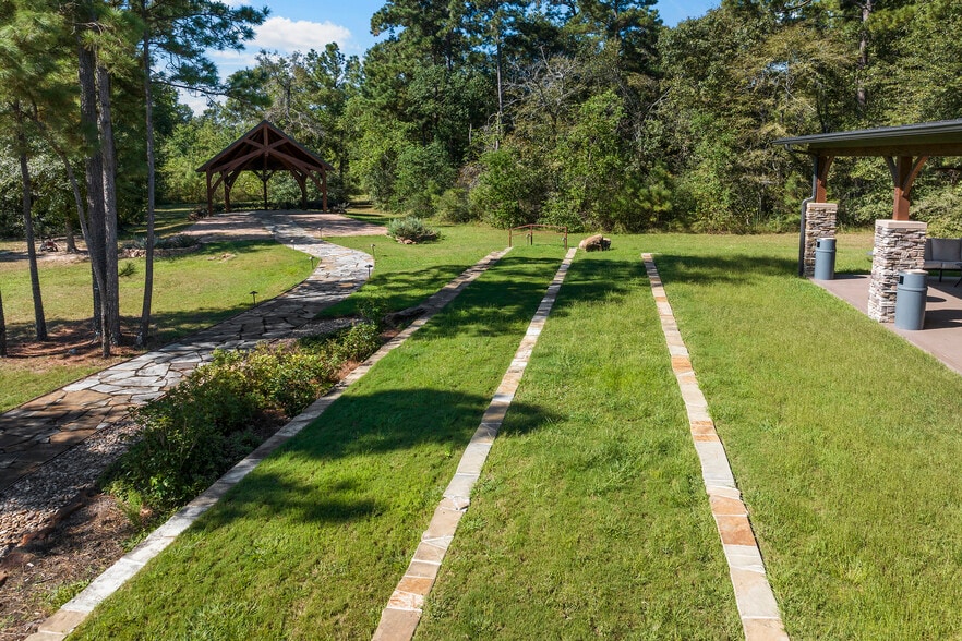 More Photos Of 30663 Moore Rd, Magnolia Freestanding For Sale