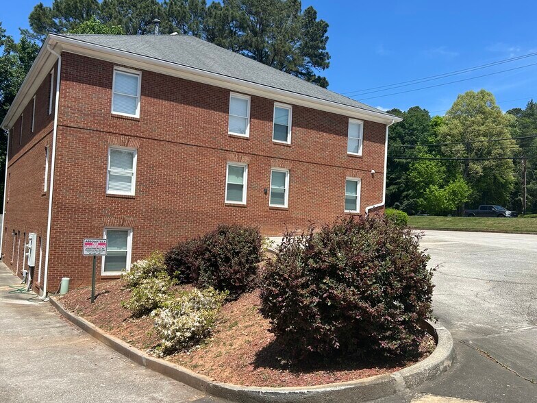 More Photos Of 3525 Holcomb Bridge Rd, Peachtree Corners Office Residential For Lease