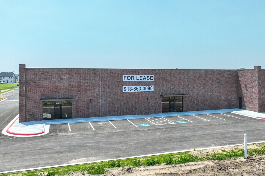 More Photos Of 12231 S 74th East Ave Ave, Bixby Unknown For Lease