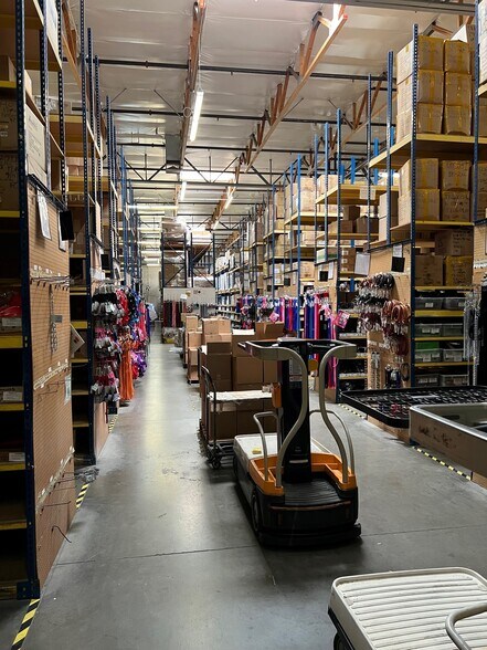 Primary Photo Of 1805 E McDowell Rd, Phoenix Distribution For Sale