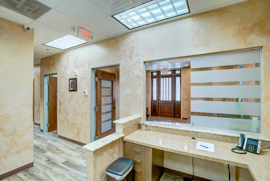 More Photos Of 7711 San Jacinto Pl, Plano Medical For Lease