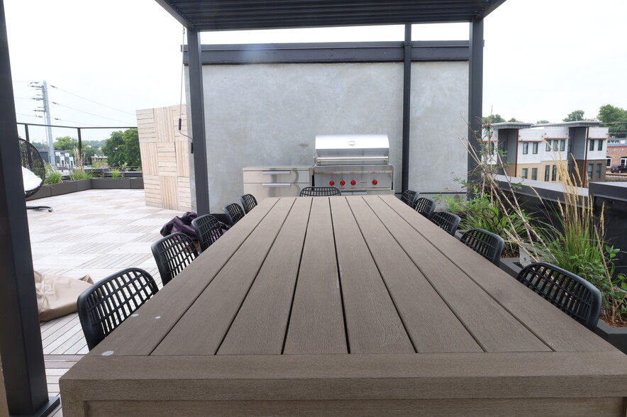 More Photos Of 1219 4th Ave S, Nashville Office For Lease