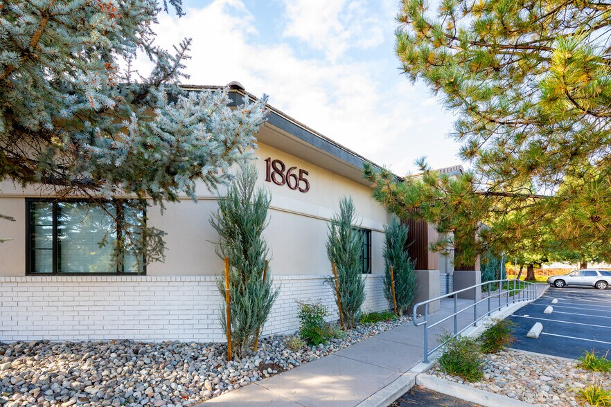 More Photos Of 1865-1895 Plumas St, Reno Unknown For Lease
