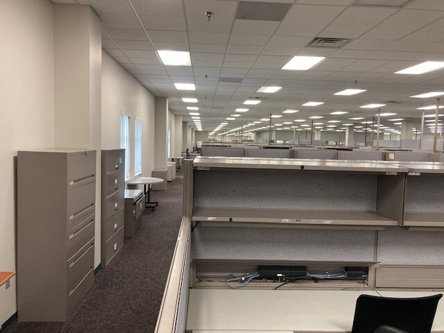 More Photos Of 3429 Regal Dr, Alcoa Office For Lease