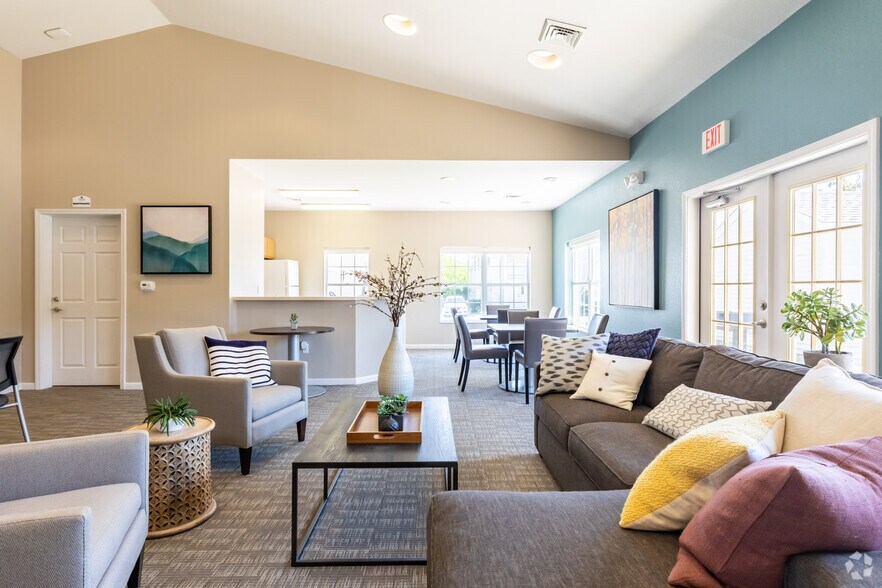 More Photos Of 230 McMillan Ct, Cortland Apartments For Sale