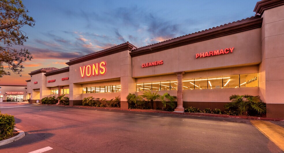 More Photos Of 825-845 College Blvd, Oceanside Unknown For Lease
