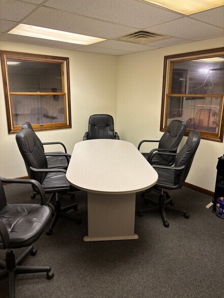 More Photos Of 1137 S Lafayette Blvd, South Bend Manufacturing For Sale