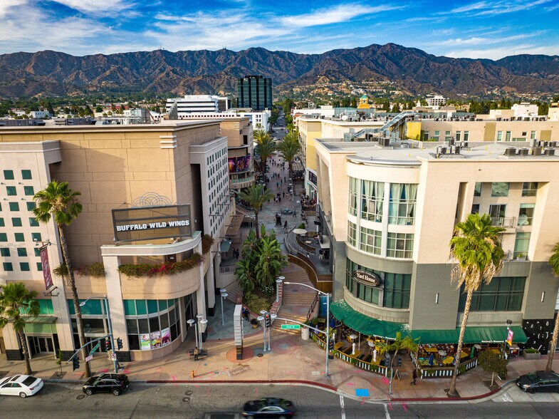 More Photos Of 250 N First St, Burbank Apartments For Lease