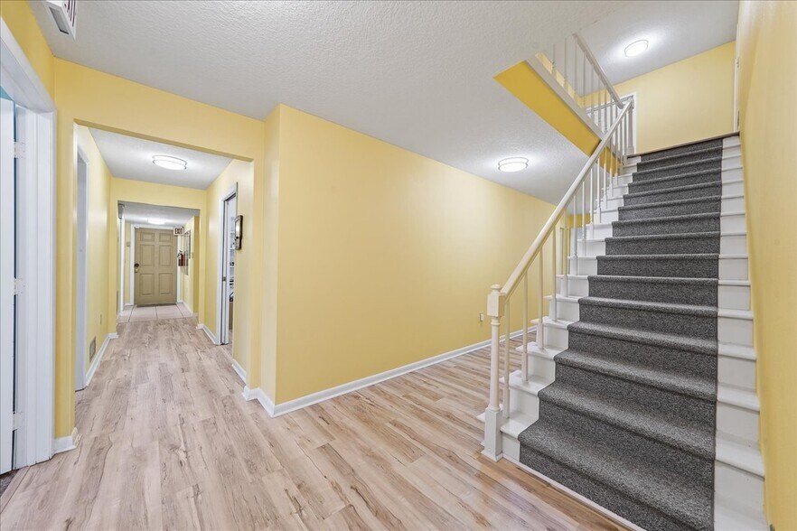 More Photos Of 111 Scott St, Melbourne Office For Sale