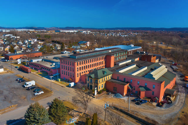 Primary Photo Of 224 Stockton St, Phillipsburg Showroom For Lease