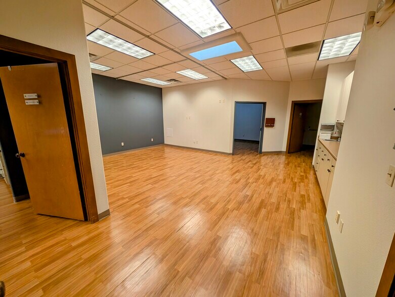 More Photos Of 1915 Wilmington Dr, Fort Collins Medical For Lease