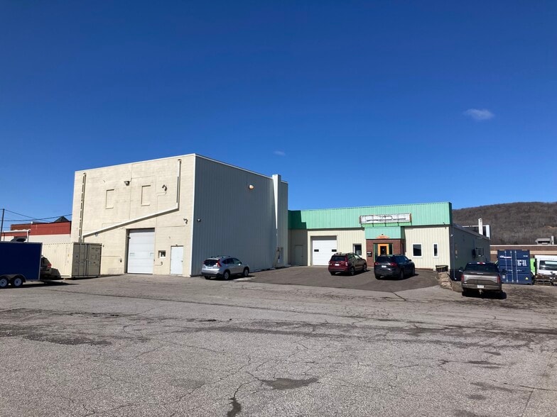 Primary Photo Of 4201 W 1st St, Duluth Warehouse For Sale