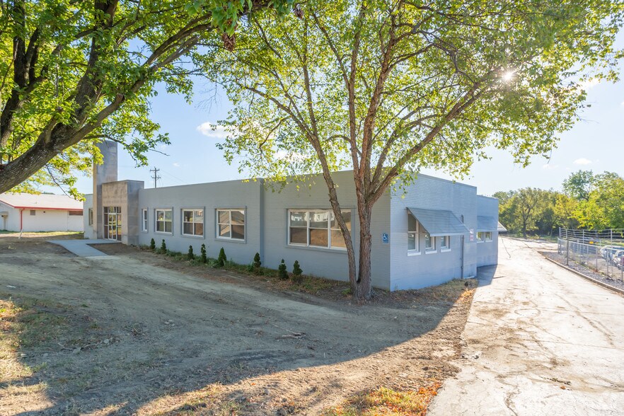 More Photos Of 7820 Reading Rd, Cincinnati Warehouse For Lease