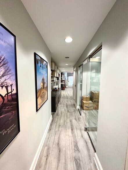 More Photos Of 1705 N St NW, Washington Office For Sale