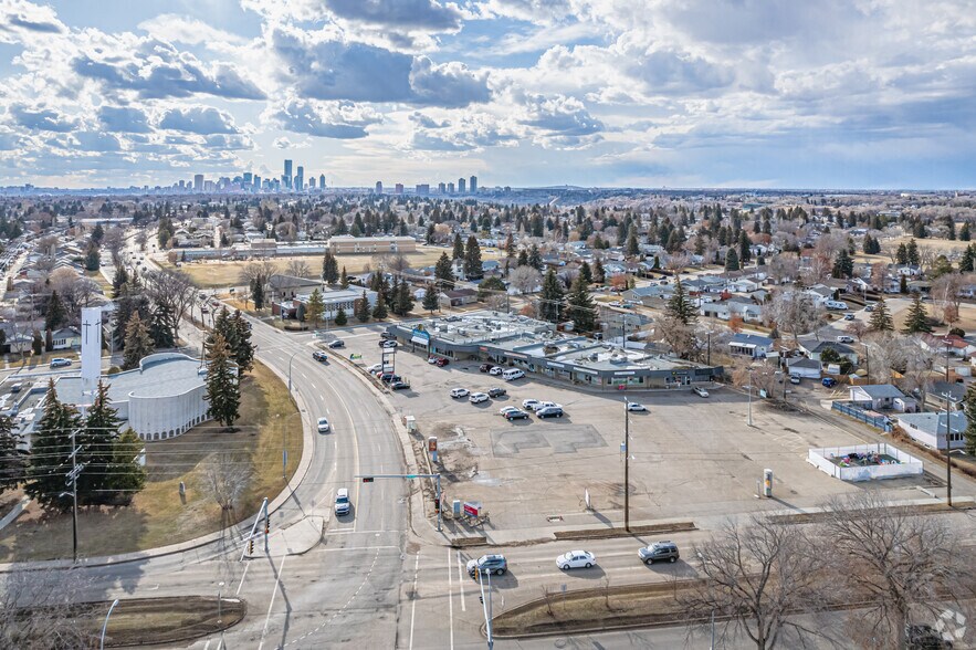 More Photos Of 5036 106 Ave NW, Edmonton Storefront For Sale