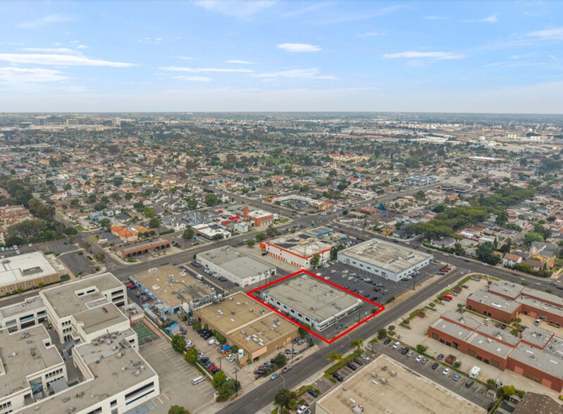 More Photos Of 1761-1765 W Oak St, Torrance Warehouse For Lease