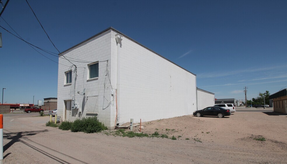 More Photos Of 805 W Main St, Sterling Auto Repair For Sale