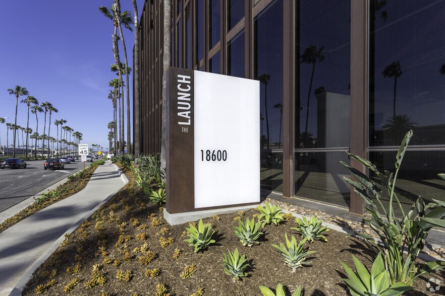 More Photos Of 18600 MacArthur Blvd, Irvine Office For Lease