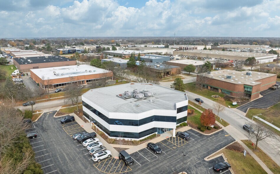 More Photos Of 100 Lexington Dr, Buffalo Grove Office For Lease
