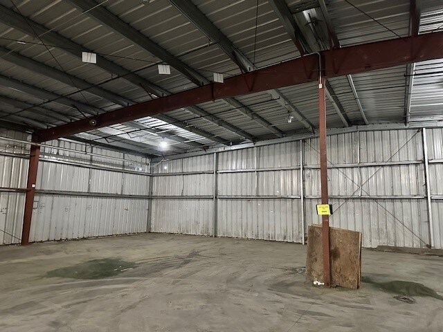 More Photos Of 1903 121 Av NE, Edmonton Warehouse For Sale