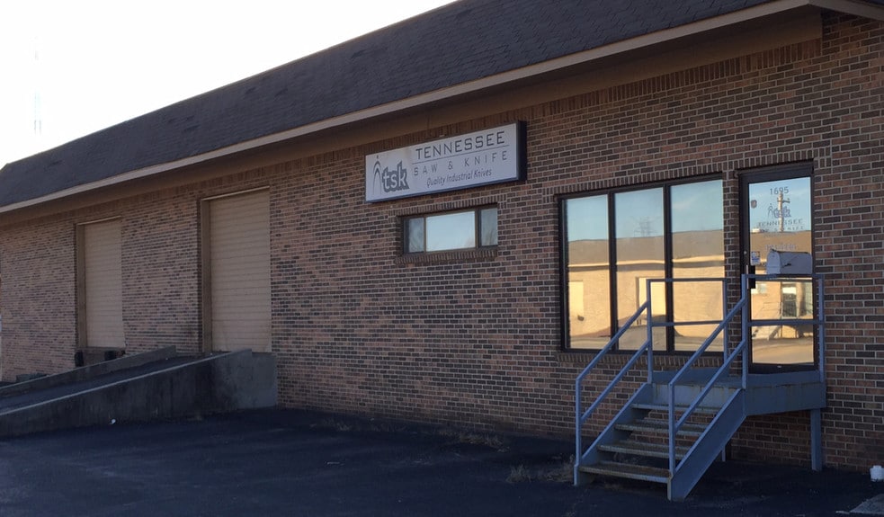 More Photos Of 1676-1710 Barcrest Dr, Memphis Distribution For Lease