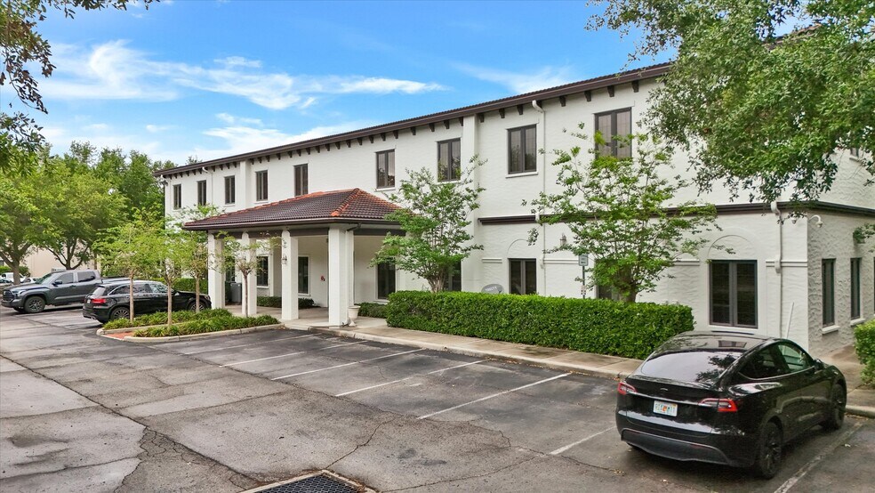 More Photos Of 6052 Turkey Lake Rd, Orlando Office For Lease