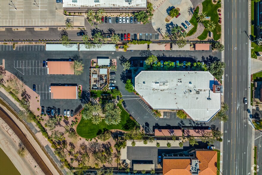 More Photos Of 7250 N 16th St, Phoenix Office For Sale