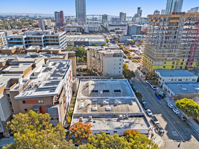 More Photos Of 1065 14th St, San Diego Storefront For Sale