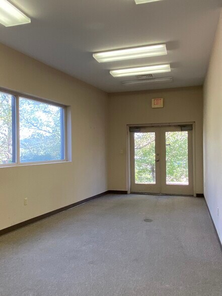 More Photos Of 1419 Chapman Hwy, Sevierville Light Distribution For Lease