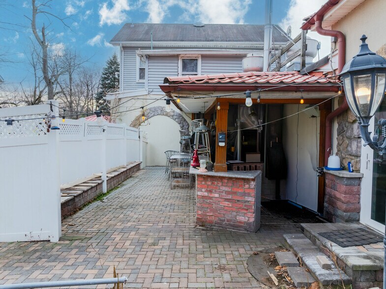 More Photos Of 419 Olive St, Branchburg Restaurant For Sale