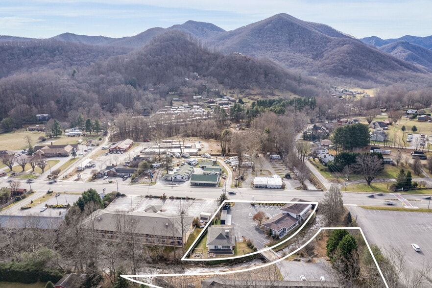 More Photos Of 4102 Soco Rd, Maggie Valley Hotel For Sale
