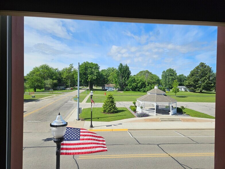 More Photos Of 231 E Railway St, Coleman Loft Creative Space For Lease