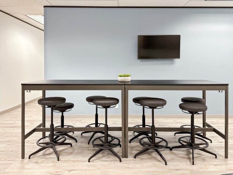 More Photos Of 13750 San Pedro Ave, San Antonio Coworking Space