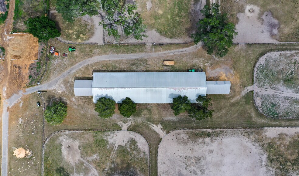 More Photos Of 12219 SW 26th St, Ocala Horse Stables For Sale
