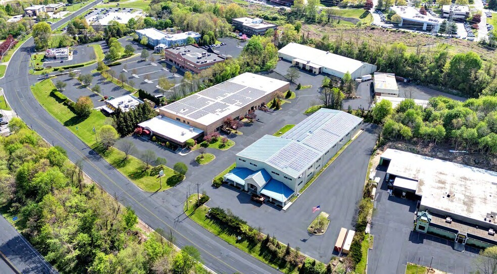 More Photos Of 3 Browns Ln, Hawthorne Land For Lease