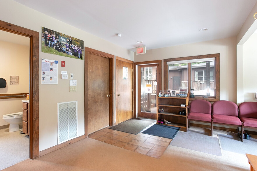 More Photos Of 2049 S Undermountain Rd, Sheffield Schools For Sale