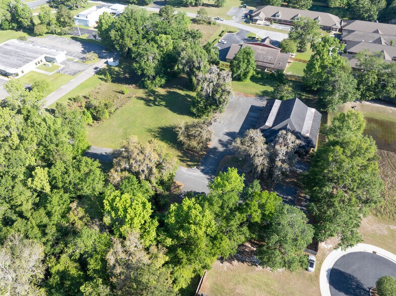 More Photos Of 165 SW Vision Gln, Lake City Office For Sale