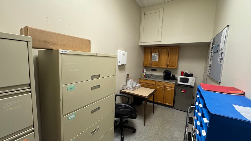 More Photos Of 756-768 Memorial Pky, Phillipsburg Freestanding For Lease