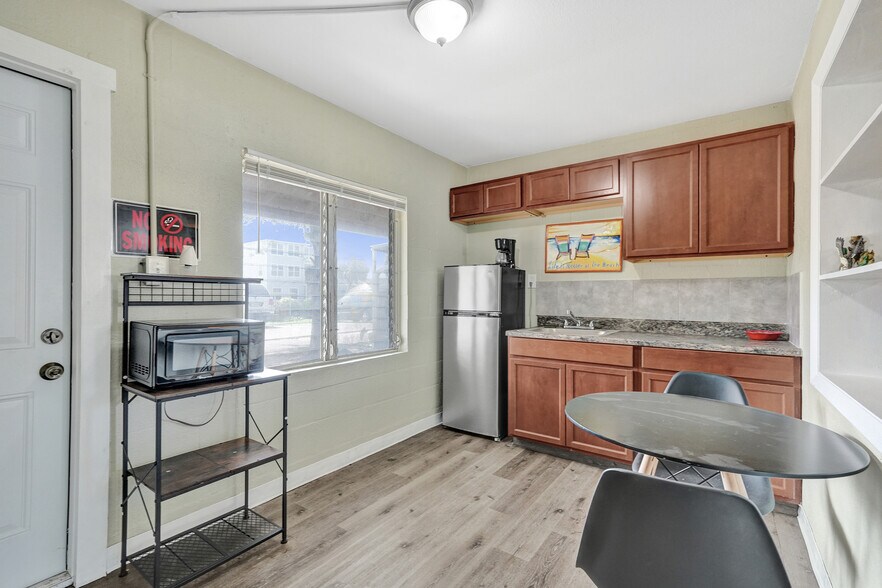 More Photos Of , Moore Haven Multifamily For Sale