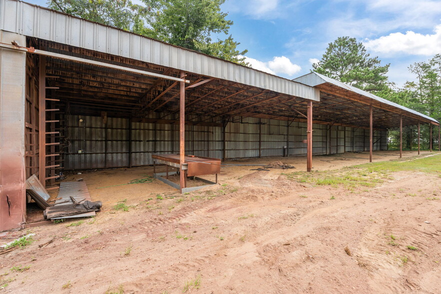 More Photos Of 855 NC Highway 111 S, Goldsboro Warehouse For Sale