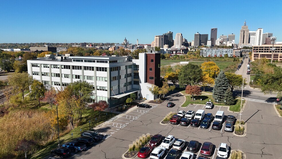 More Photos Of 60 Plato Blvd E, Saint Paul Office For Lease
