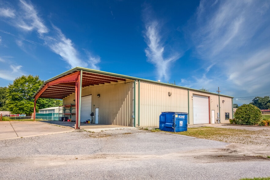 Primary Photo Of 1585 Access Rd, Covington Flex For Lease
