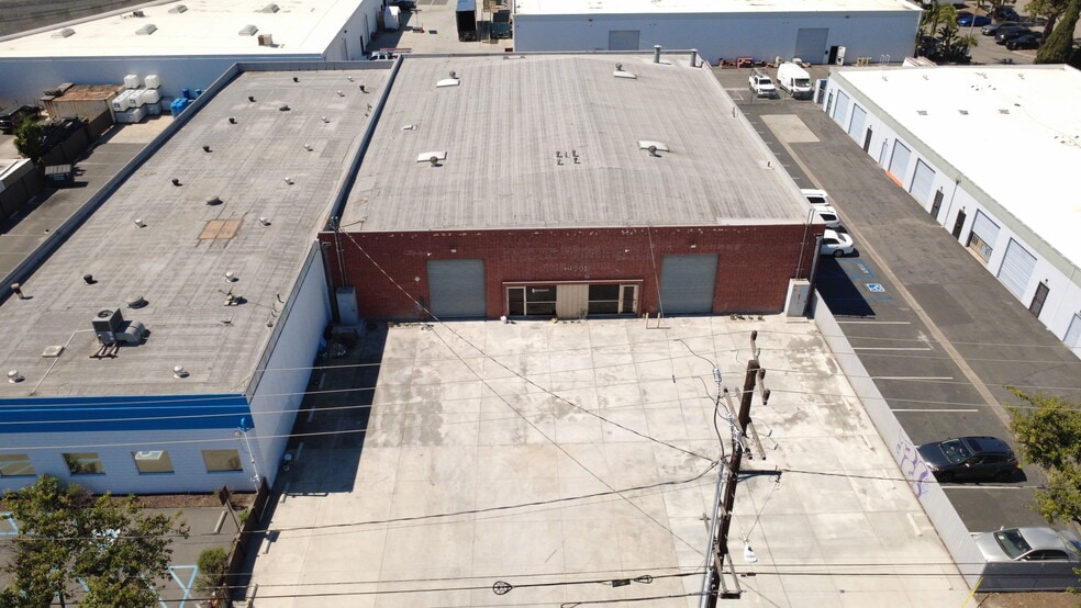 Primary Photo Of 14901 Chestnut St, Westminster Warehouse For Sale