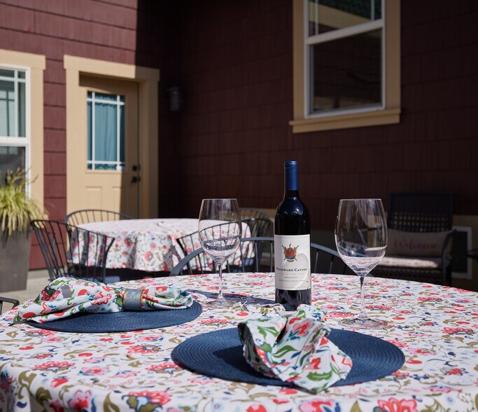 More Photos Of 527 Catherine St, Walla Walla Hospitality For Sale