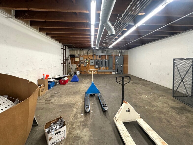 More Photos Of 411 Harris St, Eureka General Retail For Lease
