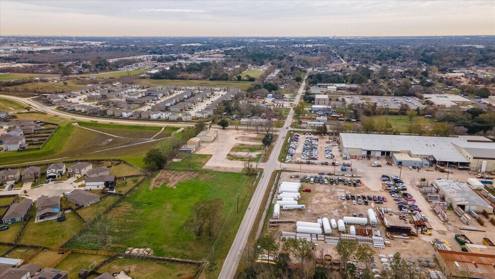 More Photos Of 7117 Almeda Genoa Rd, Houston Land For Sale