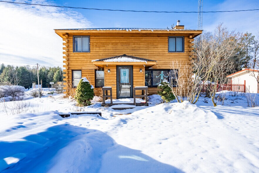 More Photos Of N13903 State Road 80, Necedah Hospitality For Sale