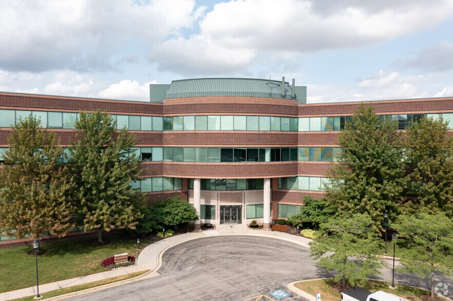 More Photos Of 333 Pierce Rd, Itasca Office For Lease