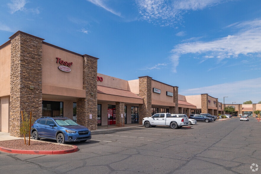 Primary Photo Of 965 E Van Buren St, Avondale Unknown For Lease