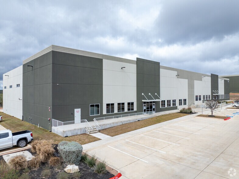 Primary Photo Of 14155 W US 290 Hwy, Austin Unknown For Lease